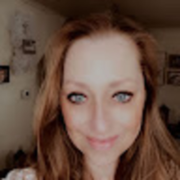 Profile Picture of Tammy Stehley (@tsteh16) on Poshmark