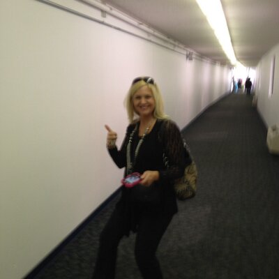 Profile Picture of Donna Hull (@donnahull7220) on Twitter