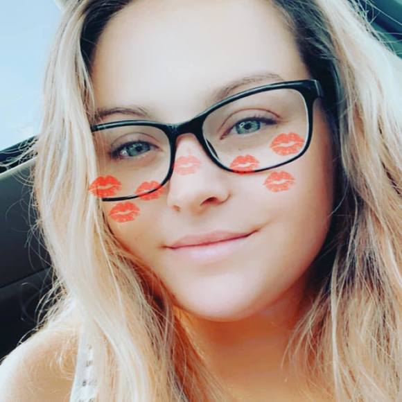 Profile Picture of Katelyn Yerkey (@kyerkey94) on Poshmark