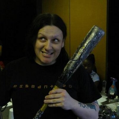 Profile Picture of Grant V. Ziegler (@therazorpenguin) on Twitter