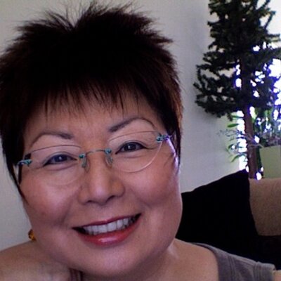 Profile Picture of Lynne Moon (@lharamoon) on Twitter