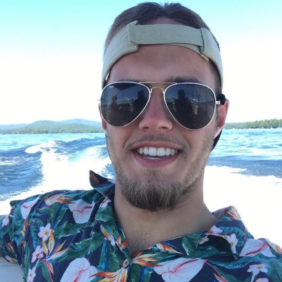 Zac Vandale - Poshmark Profile Picture of Zac Vandale (@zacvandale9) on Poshmark