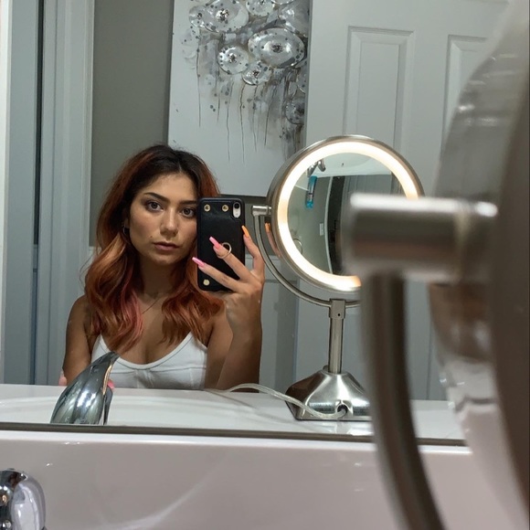 Profile Picture of Jenna Devito (@jennadxvito) on Poshmark