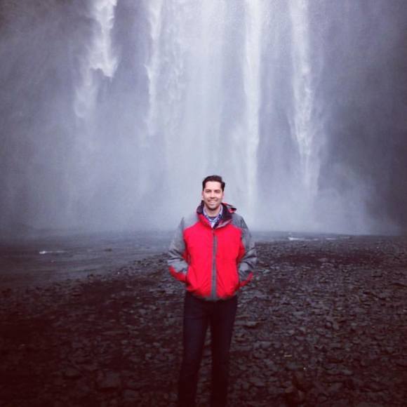 Profile Picture of Tim Nicholson (@tfnicholson) on Poshmark