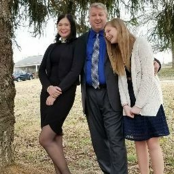 Profile Picture of Alyssa Derocker (@alderocker) on Poshmark