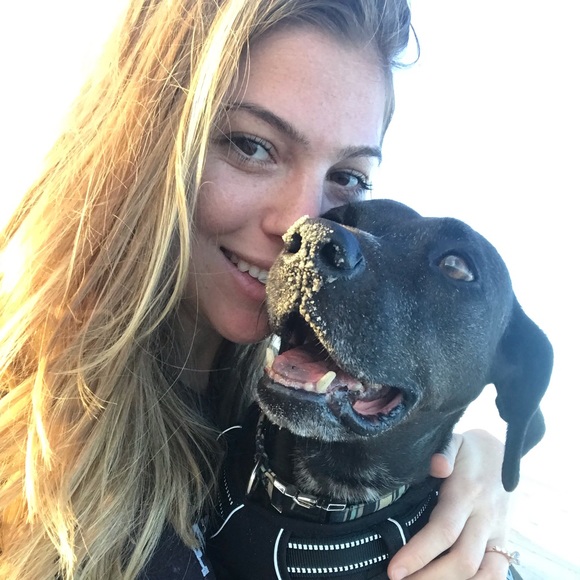 Profile Picture of Kelsey Venable (@kelseyrose91) on Poshmark