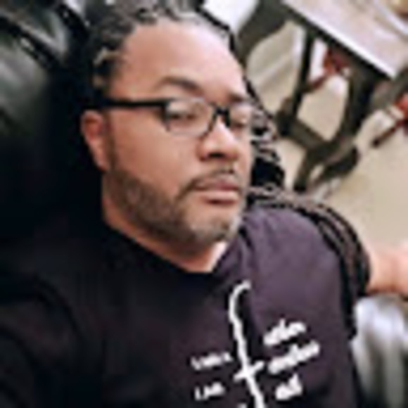 Profile Picture of Keith Horne (@keithhorneba) on Poshmark
