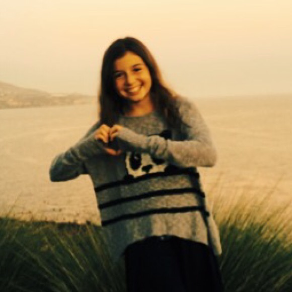 Profile Picture of Olivia Kirby (@oliviakirby1802) on Poshmark