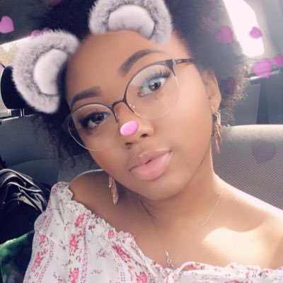 Maxine Bell - Twitter Profile Picture of Maxine Bell (@myles_maxine) on Twitter