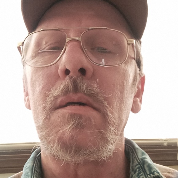 Profile Picture of Michael Turk (@michaelturk) on Poshmark