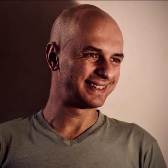 Profile Picture of Aleksandr Grubin (@gr00b) on Poshmark