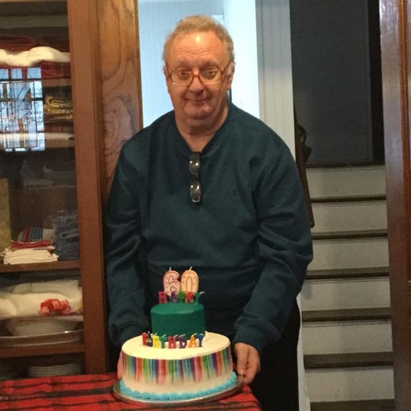 Profile Picture of Mark Farrington (@kemastfa2005) on Poshmark