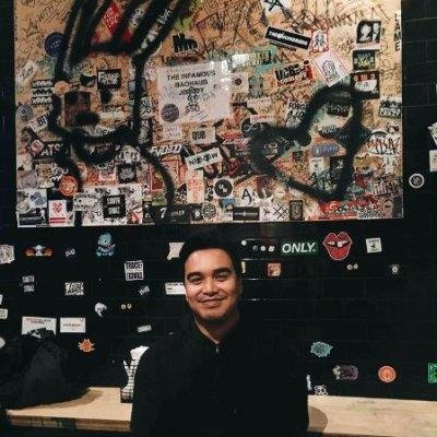 Profile Picture of Ray Santos (@raysandesigns) on Twitter