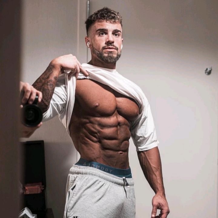 Profile Picture of vaughn Davis (@vaughn.davis5) on Tiktok