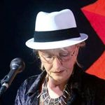 Profile Picture of Christine Kershaw (@pinkystratblues) on Instagram