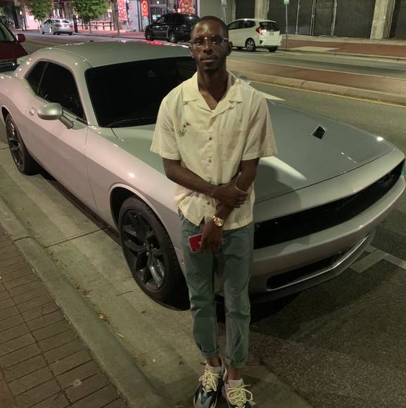 Profile Picture of Waseem Marshall (@waseem96) on Poshmark