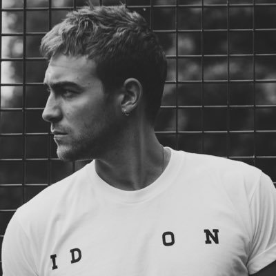 Profile Picture of Tom Austen (@tomoausten) on Twitter