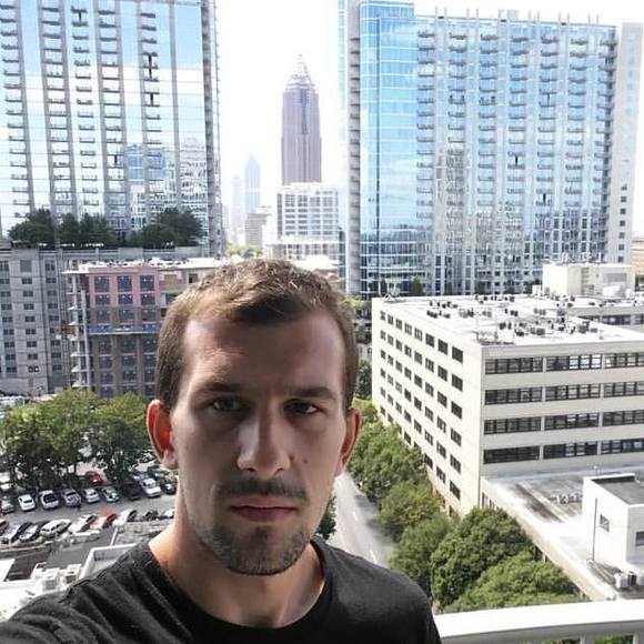 Profile Picture of Stojanovic Denis (@dexy988) on Poshmark