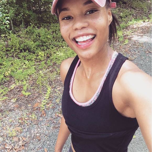 Profile Picture of Alexis Alexander (@alexi5000) on Poshmark