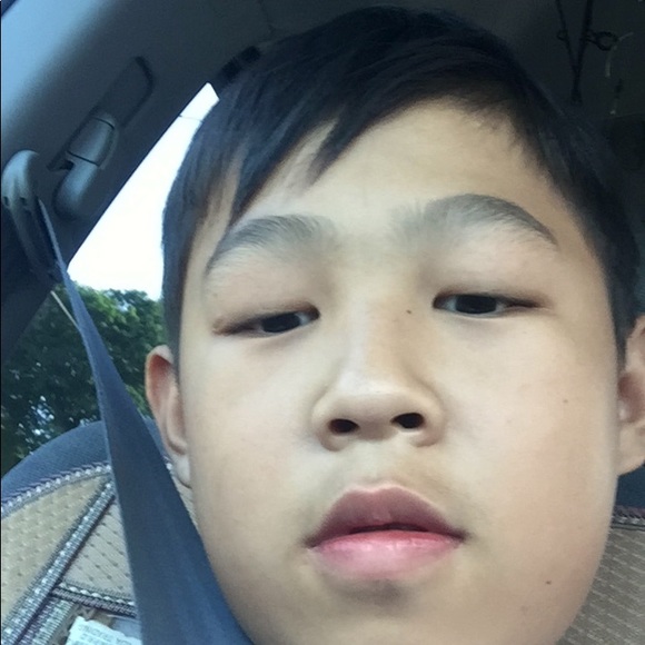 Profile Picture of Jinhong Zeng (@jinhongzeng1234) on Poshmark