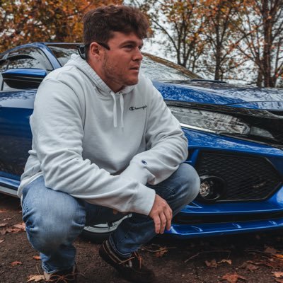 Profile Picture of Christian Howard (@Christian91211) on Twitter