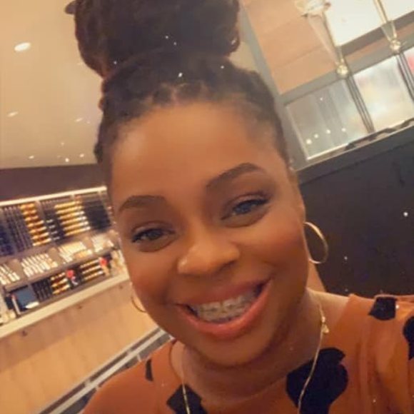 Profile Picture of Crystal Wallace (@mrsdocwale) on Poshmark