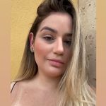 Profile Picture of Amanda - Líder dōTerra ✨ (@vidaleve.essential) on Instagram