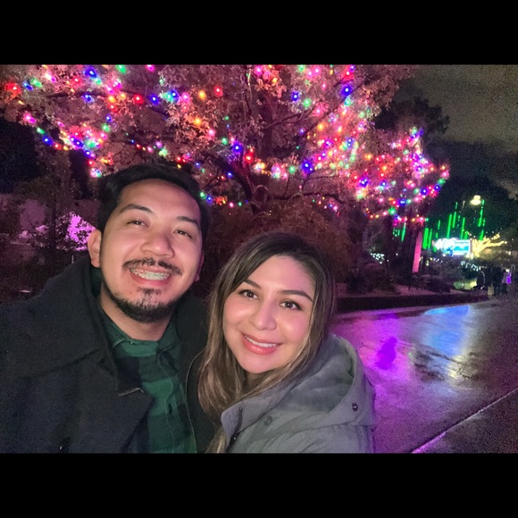 Profile Picture of Tim Reyes (@itstimmo) on Poshmark