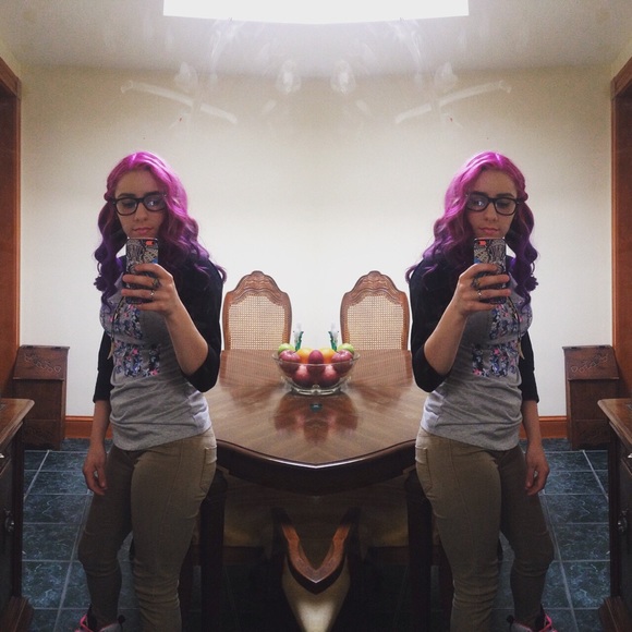 Profile Picture of Brianna Cordisco (@brianna_c_) on Poshmark