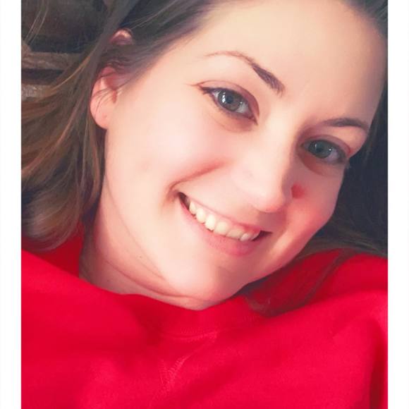 Profile Picture of Kasey Tomasso (@kaseycarleen) on Poshmark