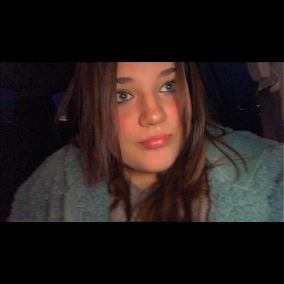 Profile Picture of Beau Bloxham (@bloxhamb78) on Poshmark