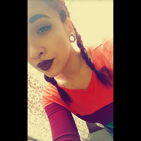 Profile Picture of Rebecca Hedman (@becca_jean444) on Poshmark