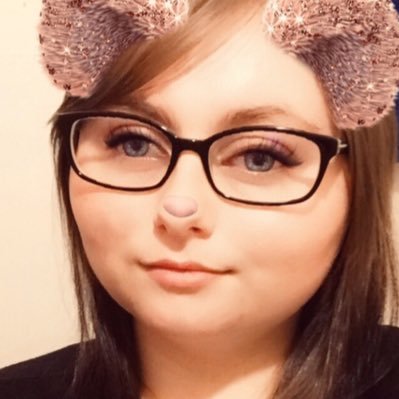 Profile Picture of Amber Dahm-Jakobsen (@ambz2121) on Twitter