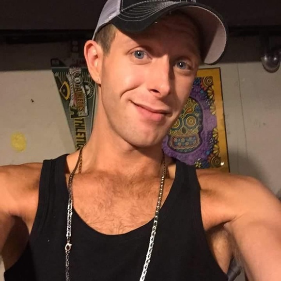 Tyler True - Poshmark Profile Picture of Tyler True (@tyler_true) on Poshmark