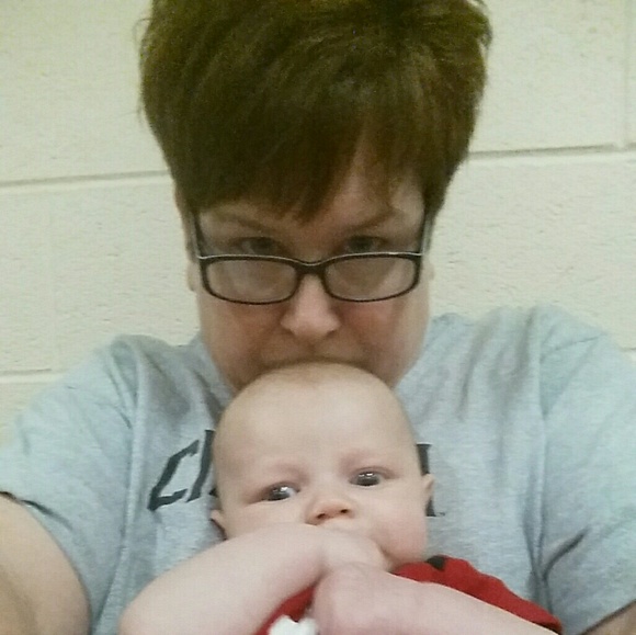 Profile Picture of Renae Lipinsky (@lipinsky) on Poshmark