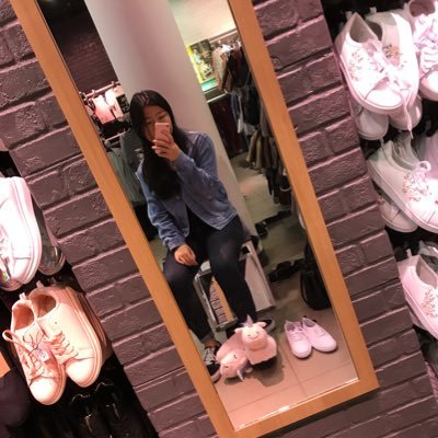 Profile Picture of 「Nancy」 🐝 (@nancy_tram) on Twitter