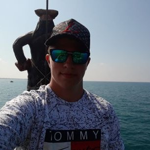 Profile Picture of Taze (@JustinSievers3) on Twitter