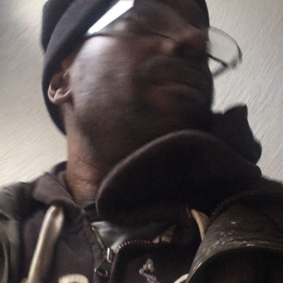 Profile Picture of Vaughn Williams (@vaughnwillia886) on Poshmark