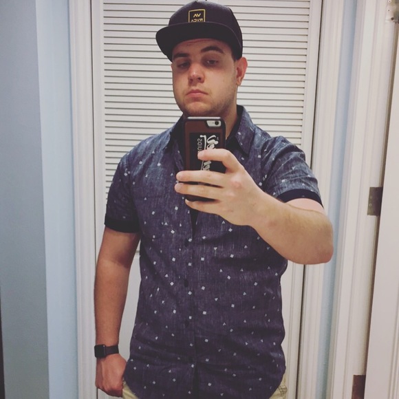 Profile Picture of Kyle Brightsman (@kgbmke) on Poshmark