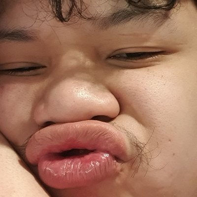 Profile Picture of てぃもしー Timothy (@OngaReyes) on Twitter