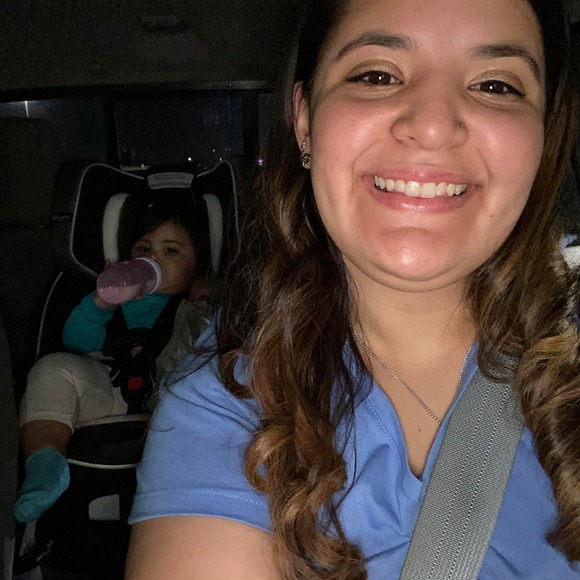 Profile Picture of Samantha Duquette (@duquettesam_) on Poshmark