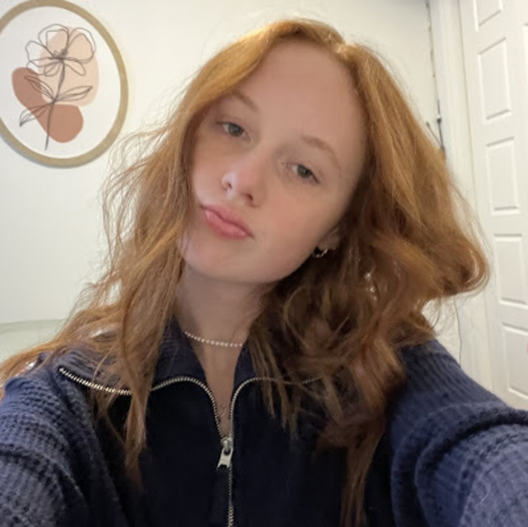 Profile Picture of Liv Mccurry (@omccurry101) on Poshmark