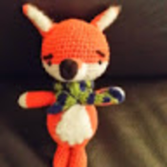 Profile Picture of Erica Catarella (@ericacatarella) on Poshmark