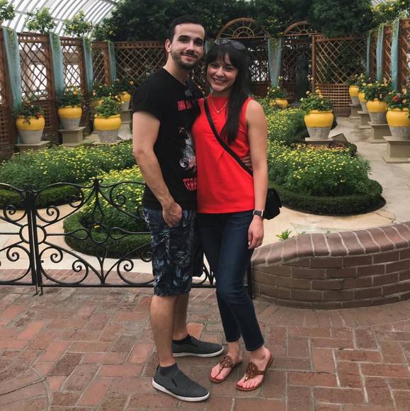 Profile Picture of Christina Duran (@cmduran2) on Poshmark