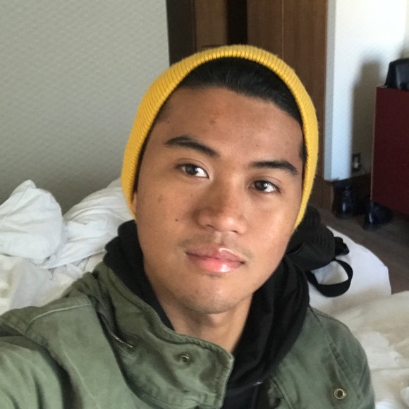 Profile Picture of Ryan Bartolome (@ryanbartolome) on Poshmark