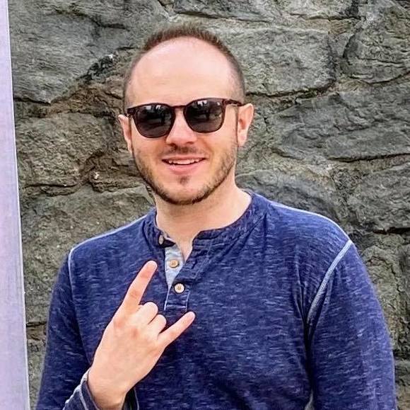Profile Picture of Michael Galasso (@goombahmike) on Poshmark