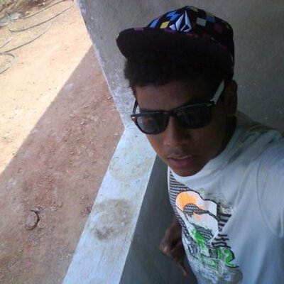 Profile Picture of Carlos Peraza (@carlosperaza3) on Twitter