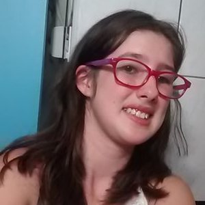 Profile Picture of Amanda Perrone (@PerroneAmanda) on Twitter