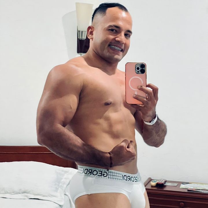 Profile Picture of Steven Beltran 🦍⚡️ (@stevenbel_) on Tiktok