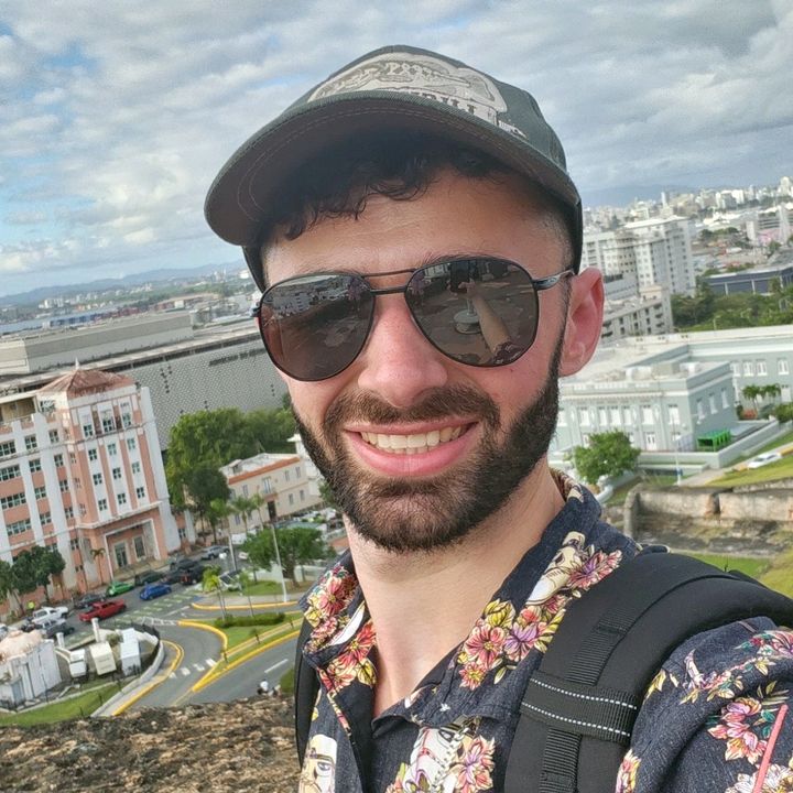 Profile Picture of Rob (@robawilcox) on Tiktok